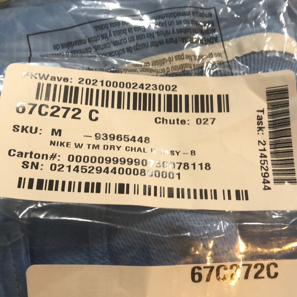 NWT Nike Team Dry Challenge II Jersey - Women's - Picture 2 of 4